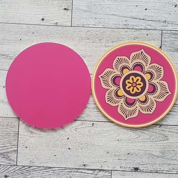 Vera Bradley Coaster Set Cardboard 7 Pink/Yellow. - Picture 7 of 10
